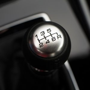 1 Hour Manual Driving Lesson